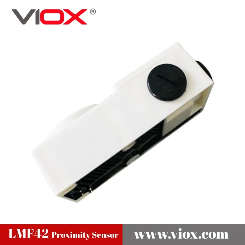 LMF43 Flat Inductive Proximity Sensor - Image 3