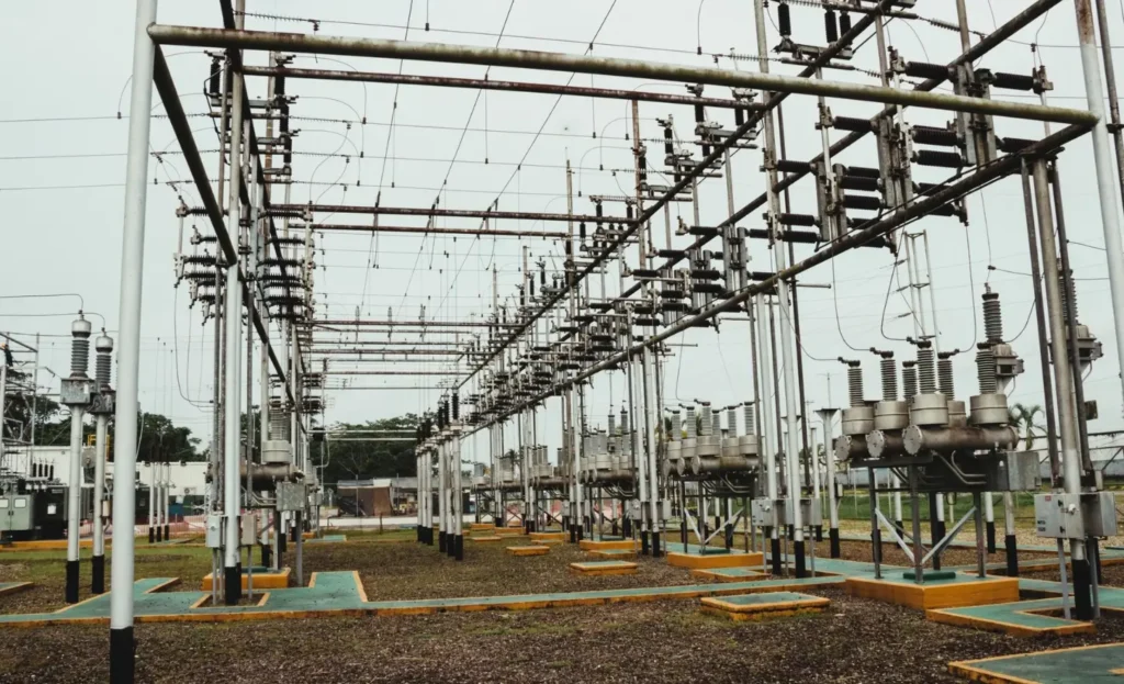 Understanding Busbars_ The Backbone of Commercial Electrical Distribution