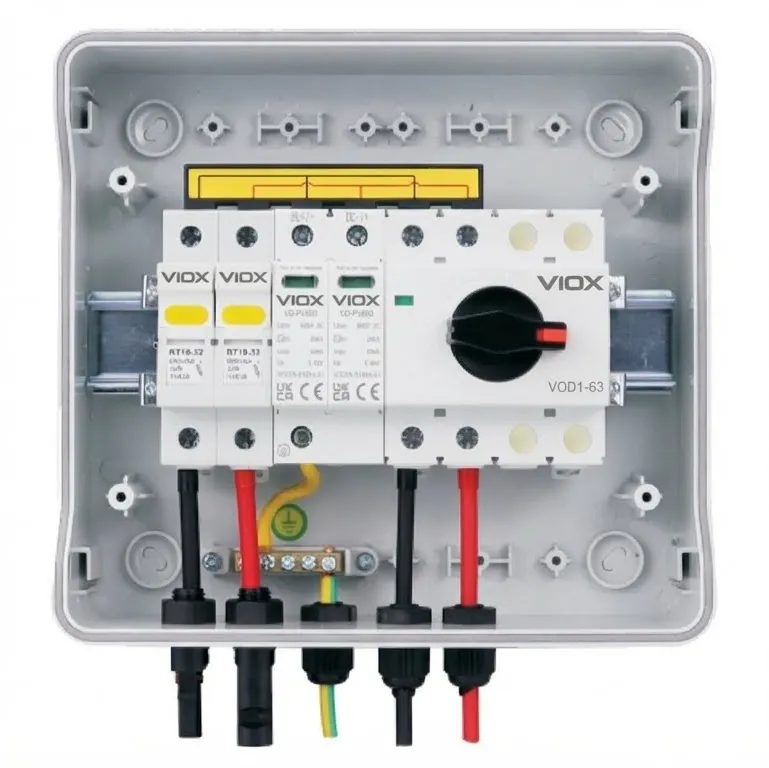 inside of VOPV600-1_1 Solar Combiner Box